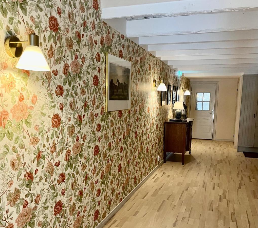 Rekasta Bed & Breakfast Enköping Buitenkant foto