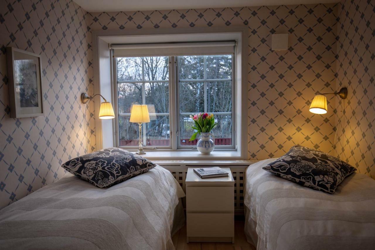 Rekasta Bed & Breakfast Enköping Buitenkant foto